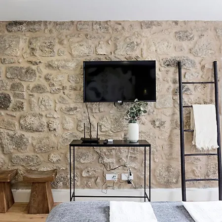 Cimo De 62 By Lovelystay