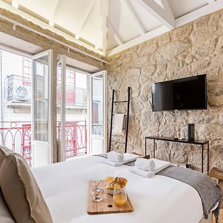 Cimo De 62 By Lovelystay